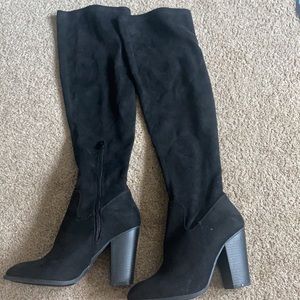Black Thigh High Heeled Boots